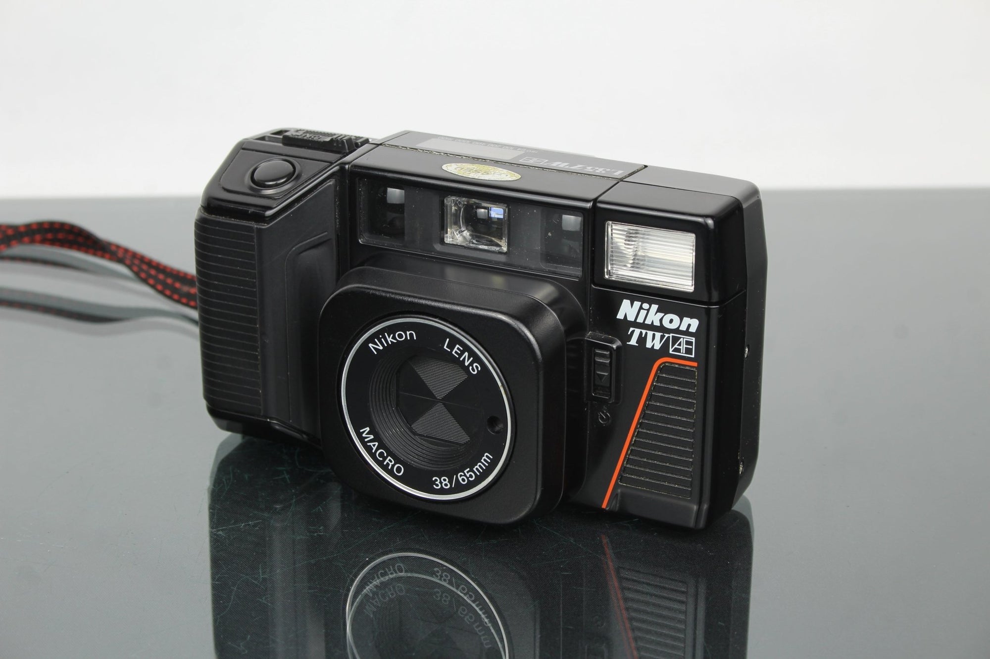 Nikon L35 TW AF - Dutch|Thrift