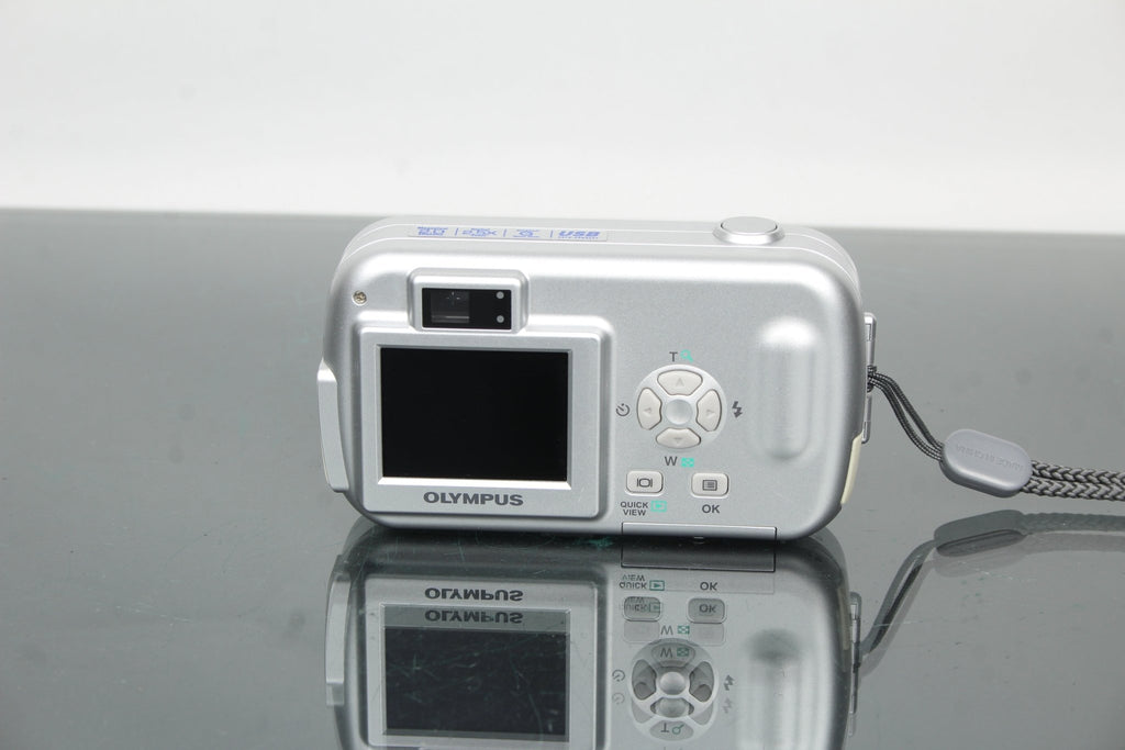 Olympus Camedia C - 150 - Dutch|Thrift