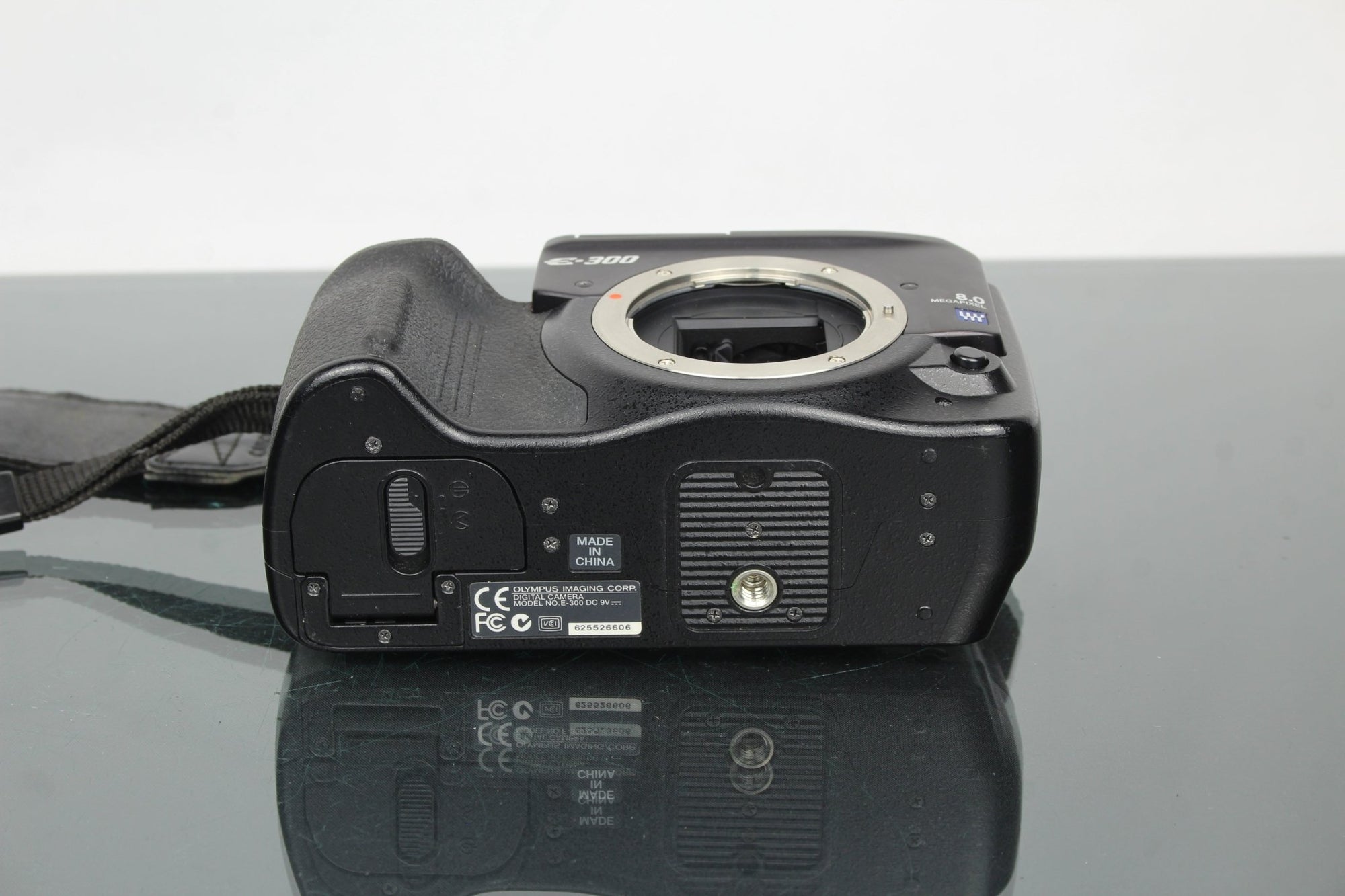Olympus E300 - Dutch|Thrift