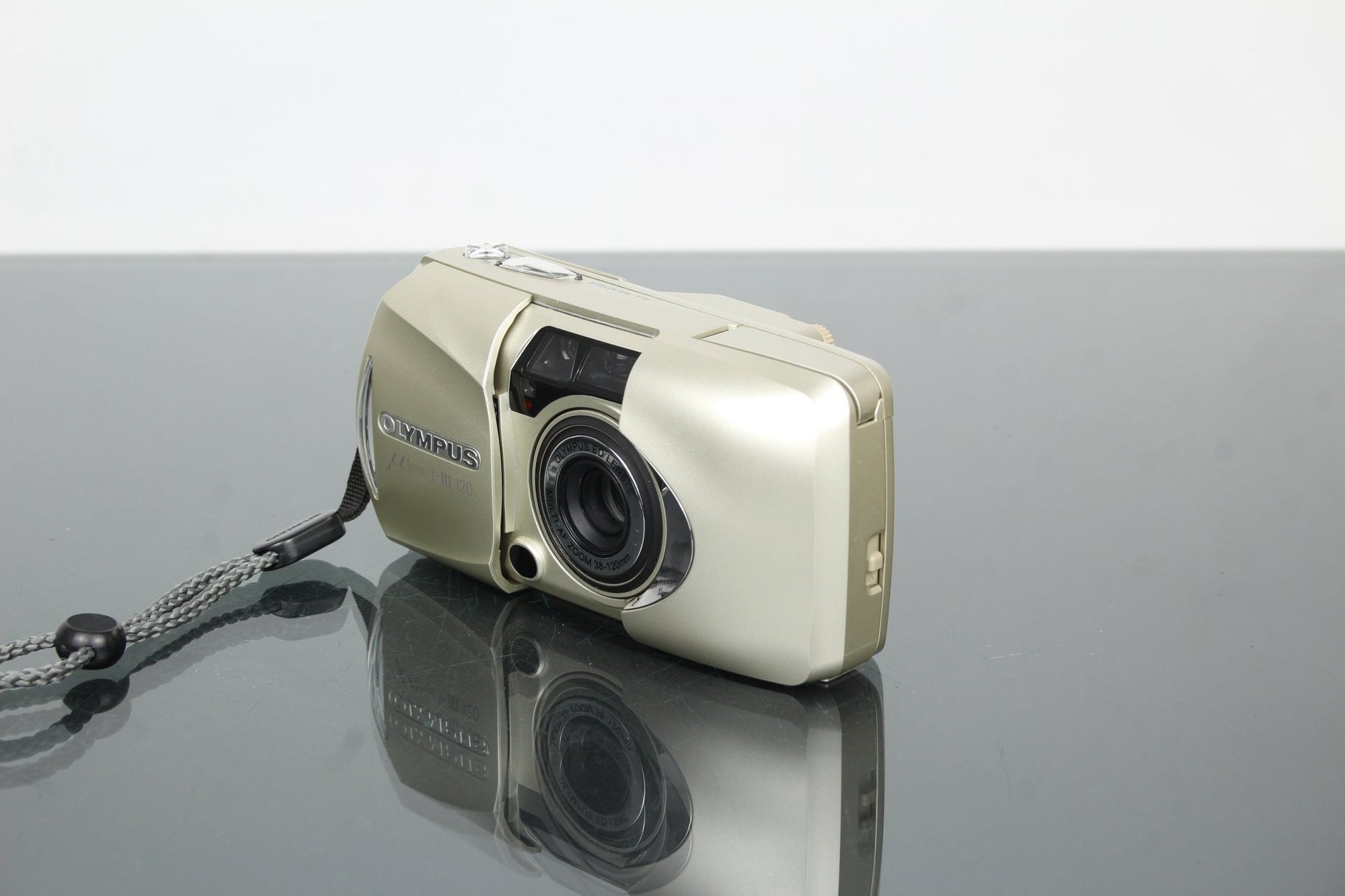 Olympus Mju III 120 - Dutch|Thrift