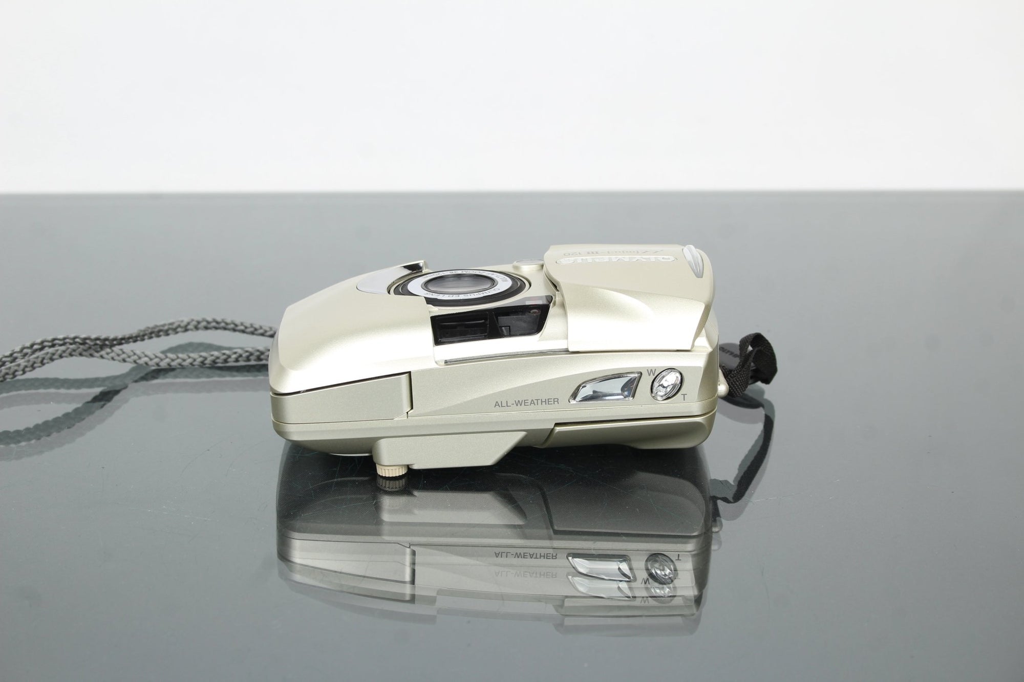 Olympus Mju III 120 - Dutch|Thrift