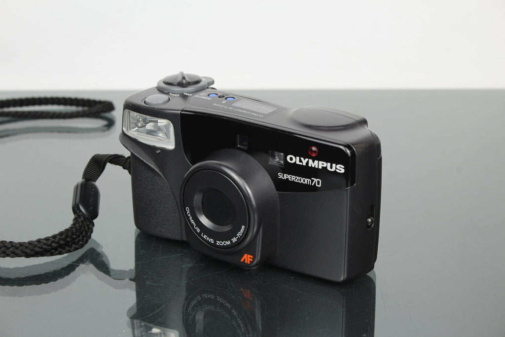 Olympus Superzoom 70 - Dutch|Thrift