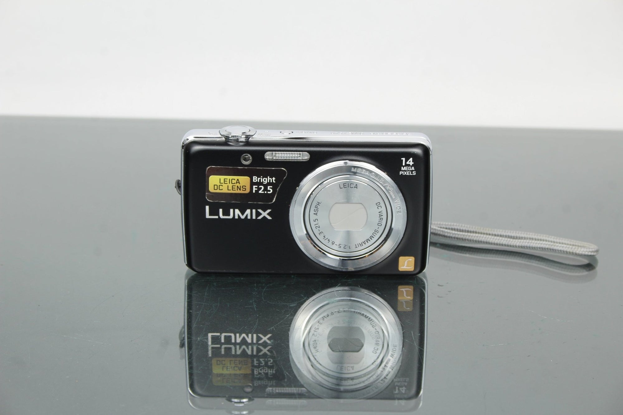 Panasonic Lumix DMC - FS40 - Dutch|Thrift