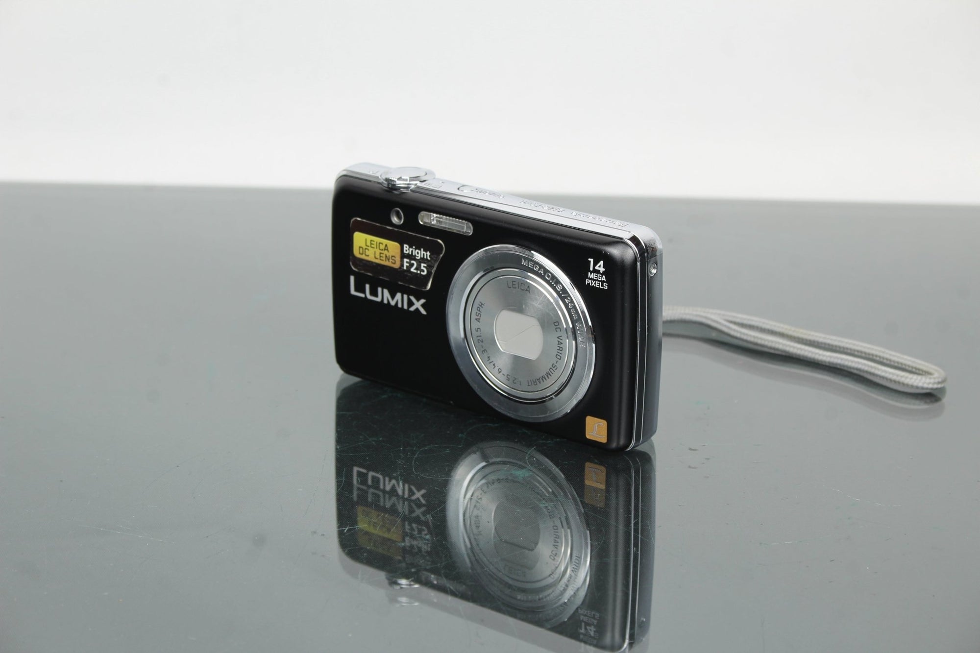 Panasonic Lumix DMC - FS40 - Dutch|Thrift