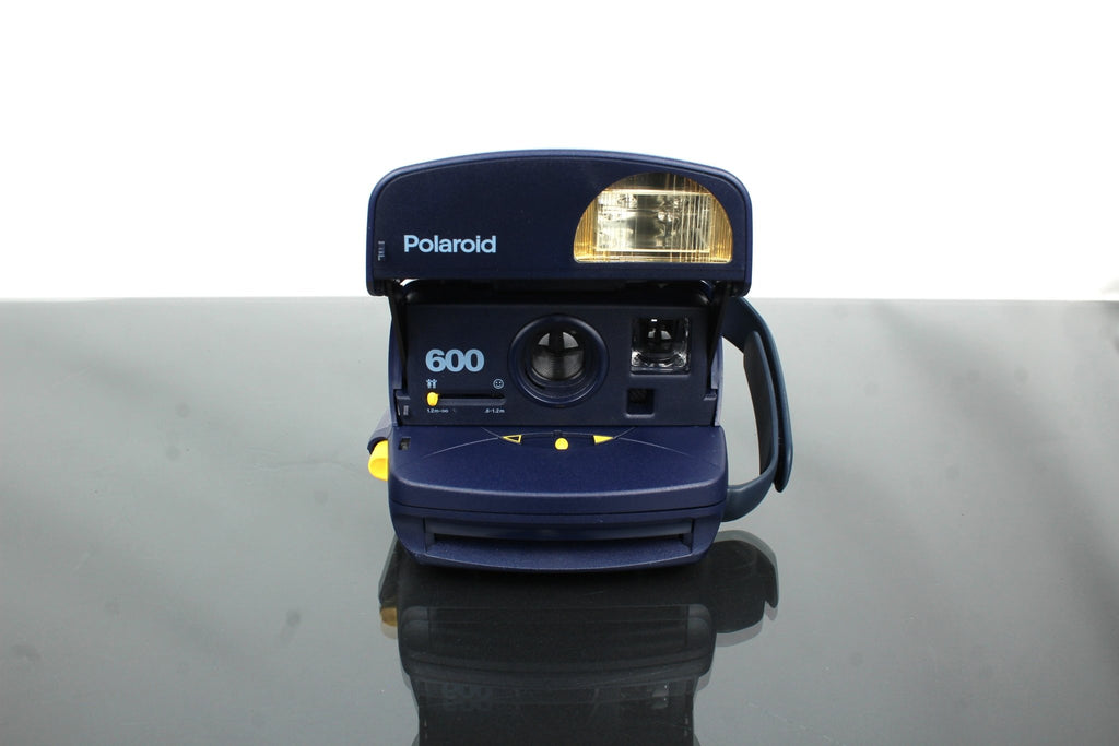 Polaroid 600 - Dutch|Thrift