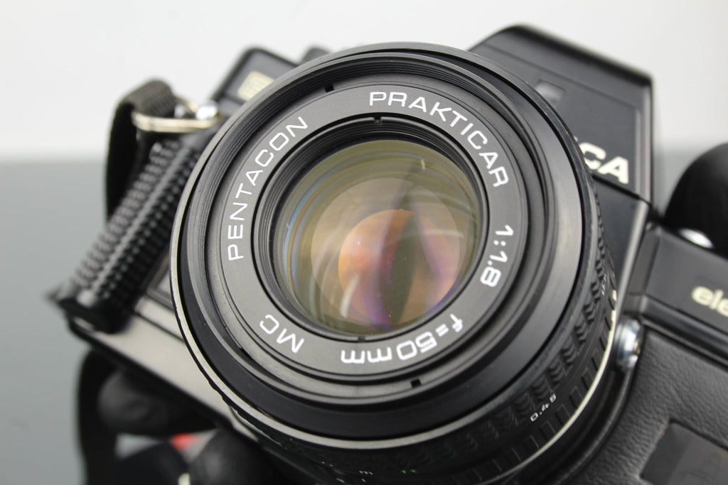 Praktica BC3 Electronic + Pentacon Prakticar 50mm 1.8 lens - Dutch|Thrift