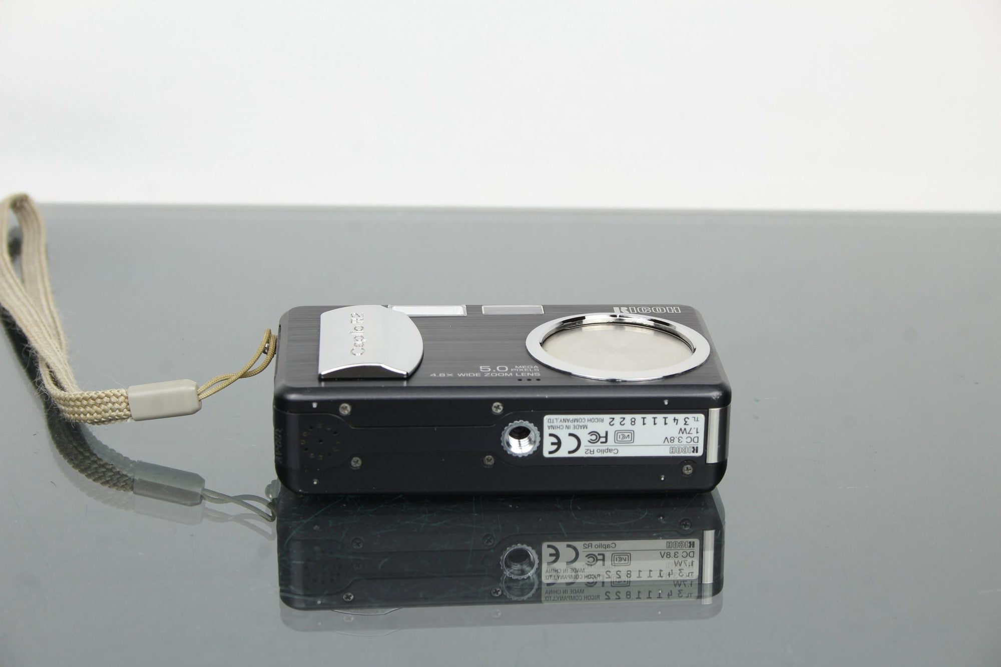 Ricoh Caplio R2 - Dutch|Thrift