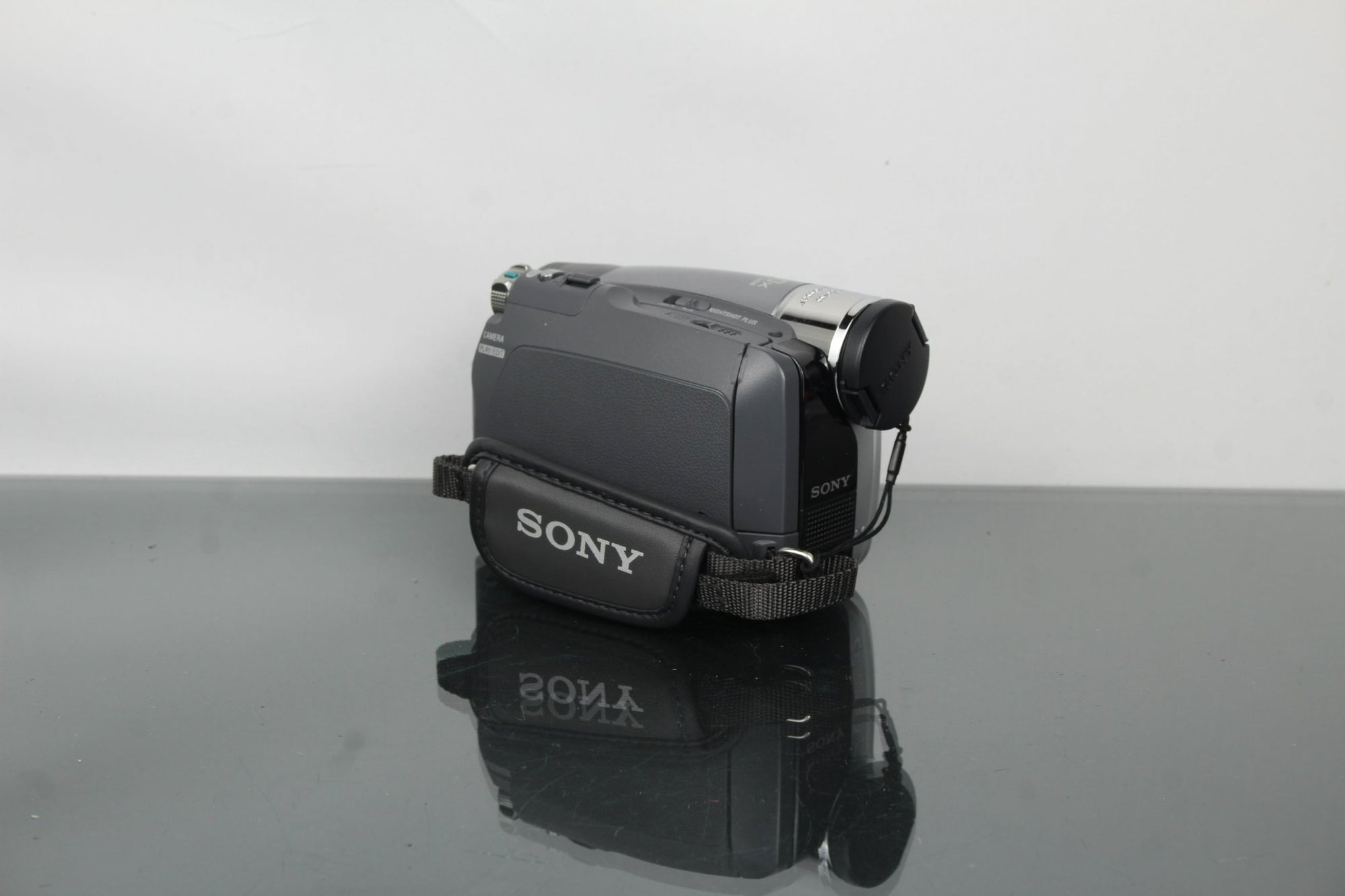 Sony DCR - HC23E MiniDV Digital video camera recorder - Dutch|Thrift