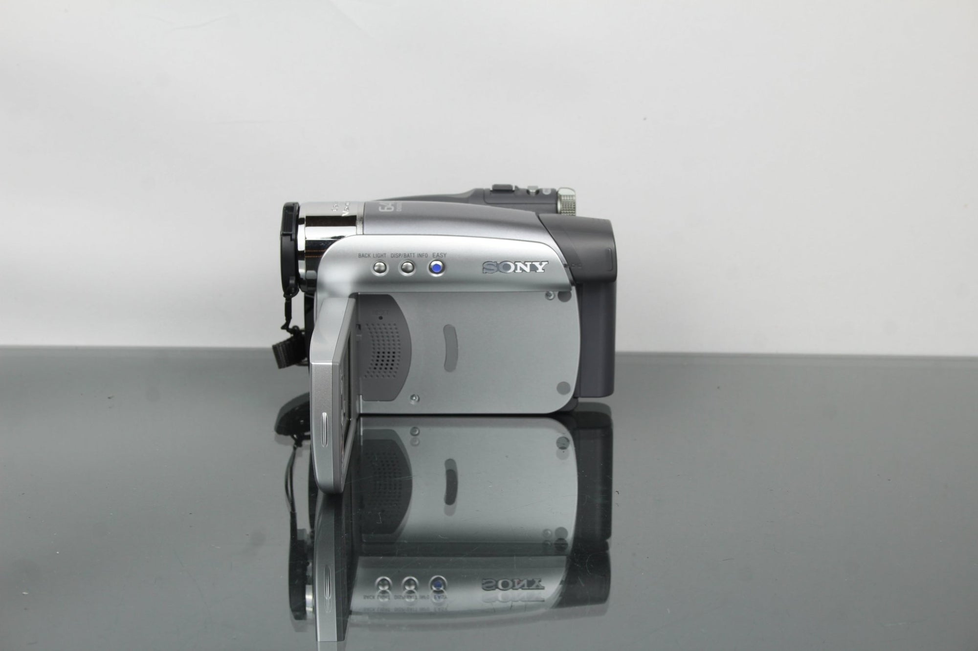 Sony DCR - HC23E MiniDV Digital video camera recorder - Dutch|Thrift