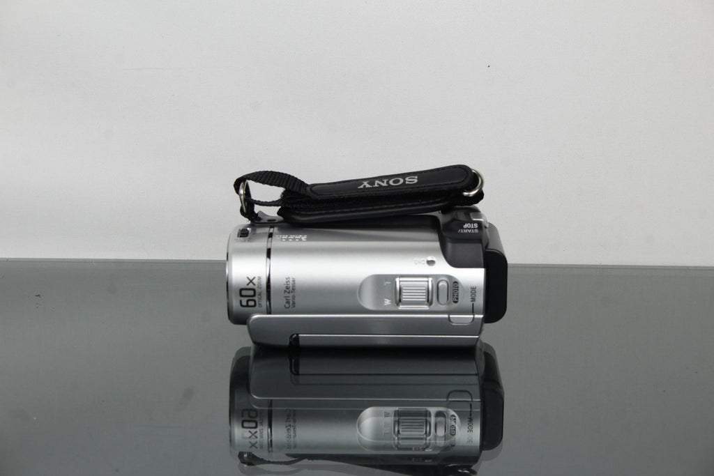 Sony DCR - SX30E Digital video camera - Dutch|Thrift