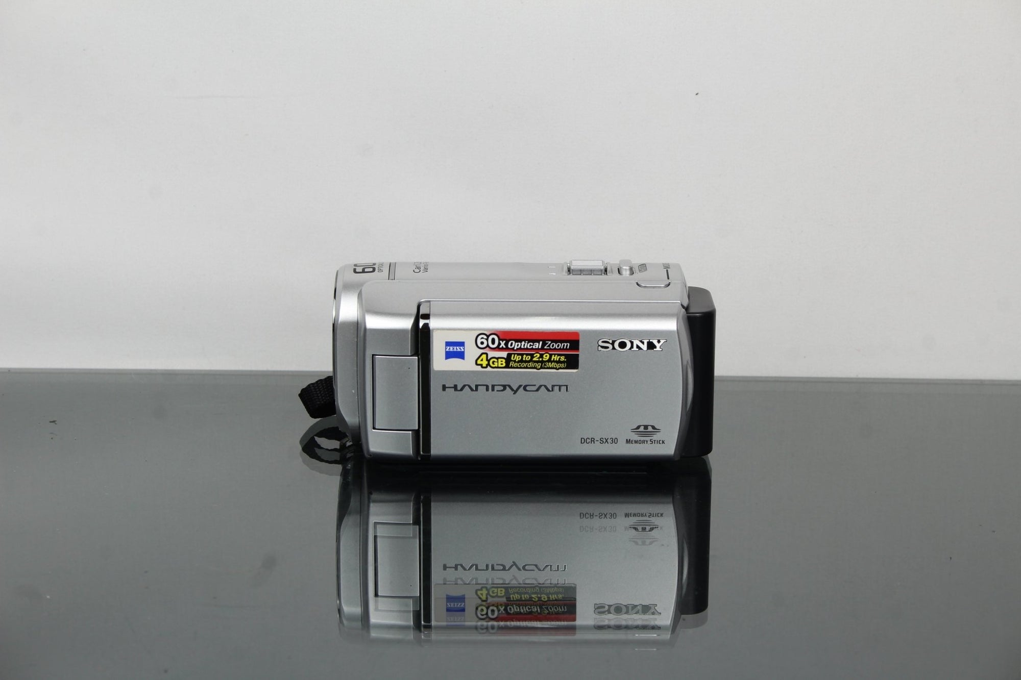 Sony DCR - SX30E Digital video camera - Dutch|Thrift