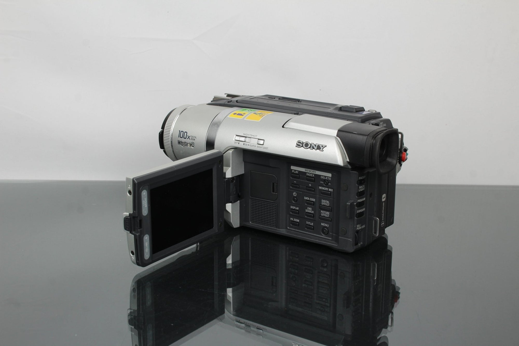 Sony Digital Handycam DCR - TRV520E PAL Hi8 - Dutch|Thrift