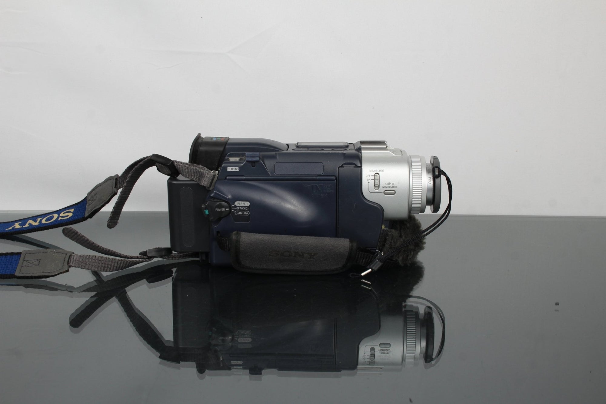Sony Digital Video Camera DCR - TRV15E MiniDV - Dutch|Thrift