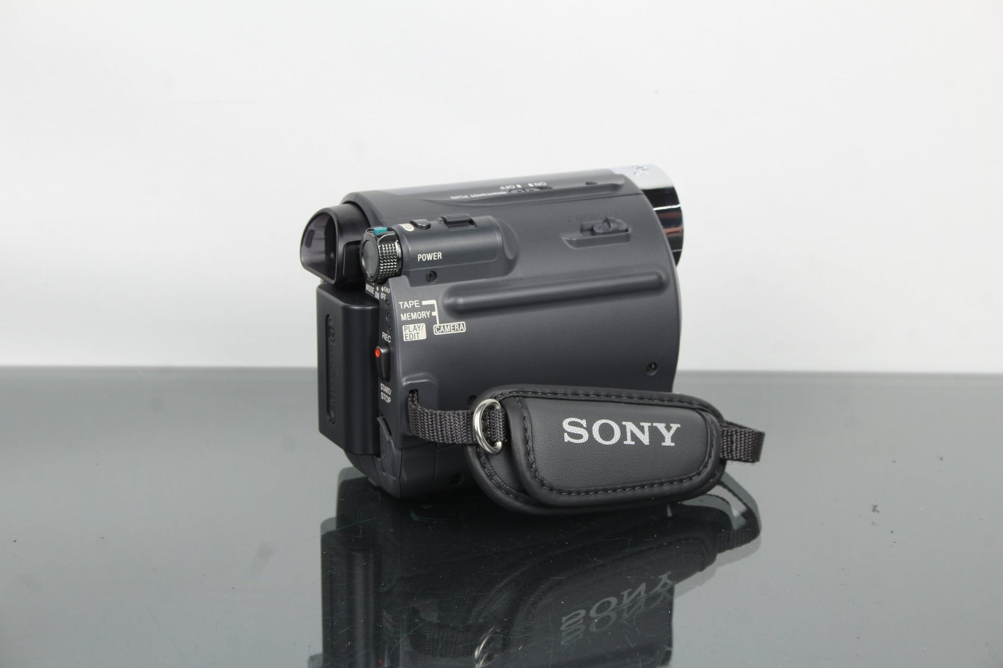 Sony handycam DCR - HC47 MiniDV - Dutch|Thrift