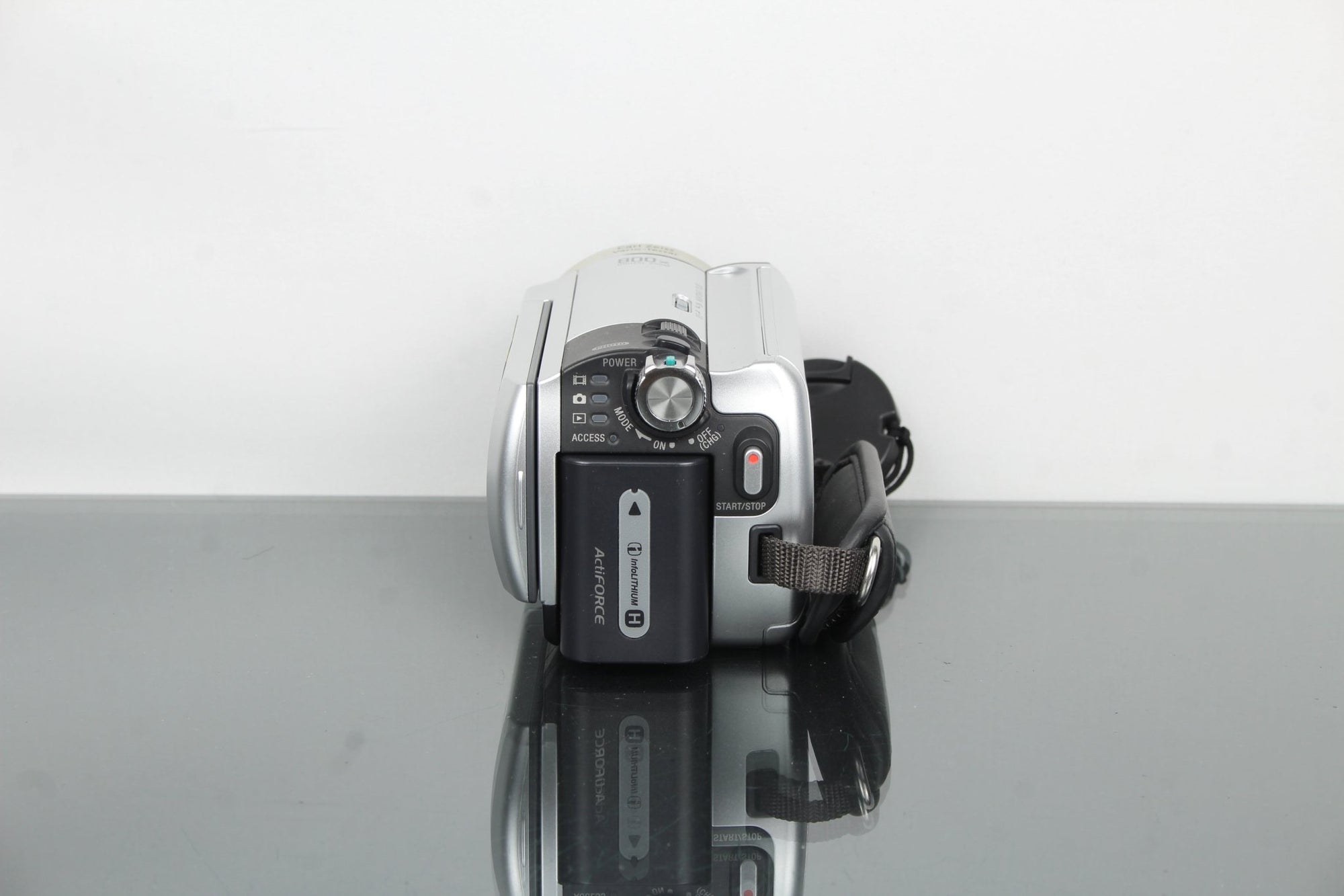 Sony Handycam DCR - SR30 - Dutch|Thrift
