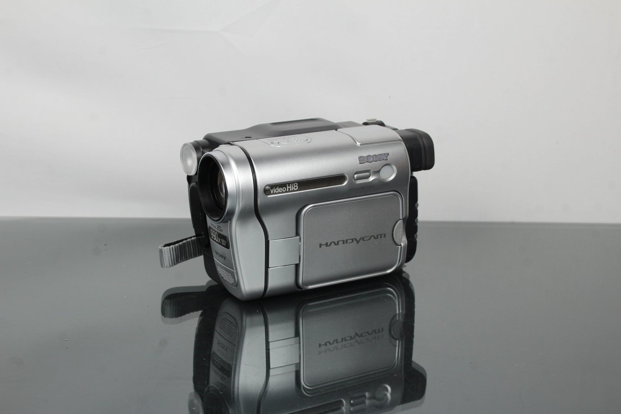 Sony Video Camera Recorder CCD - TRV238E Hi8 - Dutch|Thrift