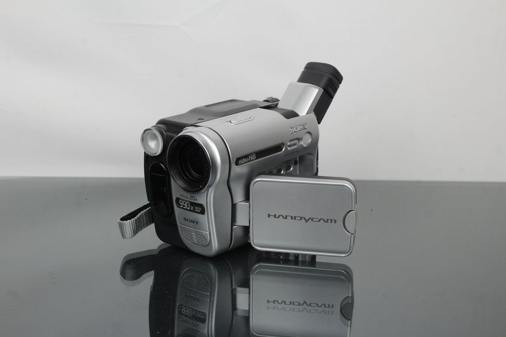 Sony Video Camera Recorder CCD - TRV238E Hi8 - Dutch|Thrift